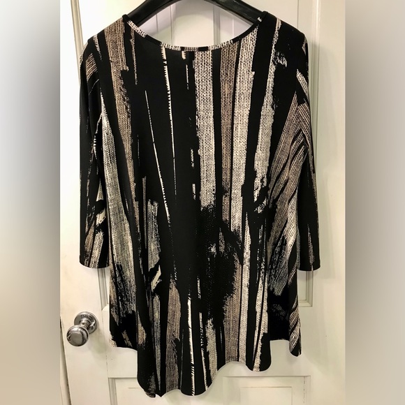 Clara Sunwoo asymmetric hem tunic top M bold modern graphic print - Picture 3 of 7